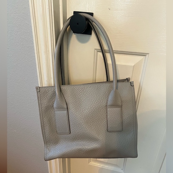 Kate Spade Tote - Picture 3 of 4